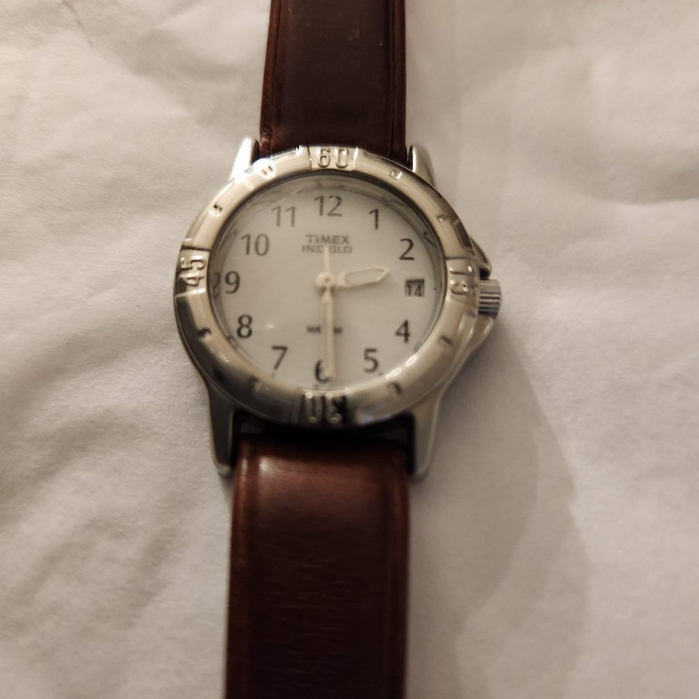 Timex Ladies Watch - Picture 2 of 15